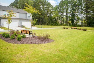 807 Trestleview St in Fuquay Varina, NC - Building Photo - Building Photo