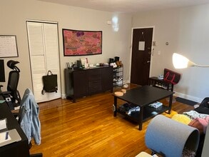 61 Selkirk Rd in Boston, MA - Building Photo - Building Photo