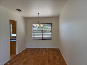 10116 Desert Wind Dr in Las Vegas, NV - Building Photo - Building Photo
