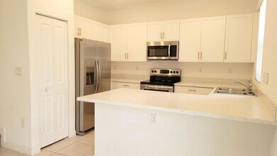 28706 SW 133rd Ct in Homestead, FL - Building Photo - Building Photo