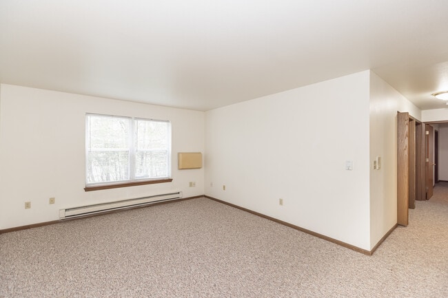 Weston Pines Apartments in Schofield, WI - Building Photo - Building Photo