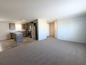 647 Oregon St in Belleville, MI - Building Photo - Building Photo