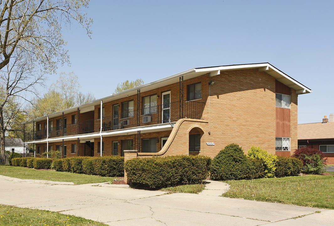 4064 Columbus St in Wayne, MI - Building Photo