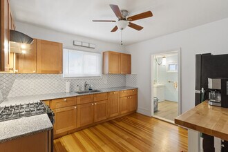 75 Newton St, Unit 1st floor in Pawtucket, RI - Building Photo - Building Photo