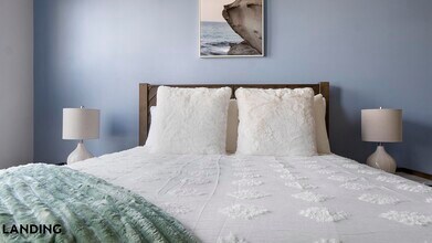 49 Boulevard SE, Unit C-539 in Atlanta, GA - Building Photo - Building Photo