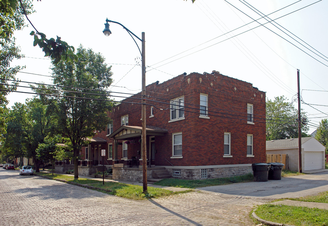 133-147 W 6th Ave in Columbus, OH - Foto de edificio