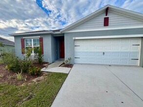 531 Auburn Grove Terrace in Auburndale, FL - Building Photo - Building Photo