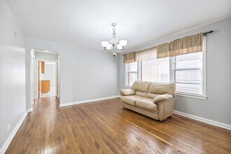 5429 N Kimball Ave in Chicago, IL - Building Photo - Building Photo