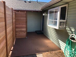 2689 York St in Eugene, OR - Building Photo - Building Photo