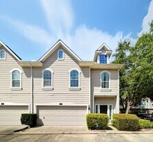 2623 Shady Acres Ct in Houston, TX - Building Photo