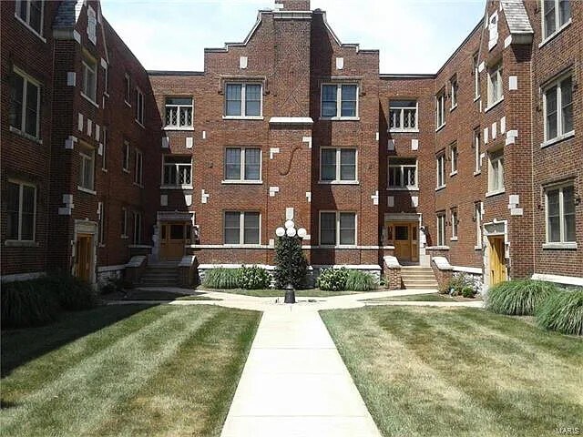 4101 Magnolia Ave, Unit 4101 202 in St. Louis, MO - Foto de edificio