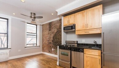 420 E 9th St in New York, NY - Building Photo - Building Photo