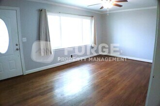 106 Parkdale Dr in Greenville, SC - Building Photo - Building Photo