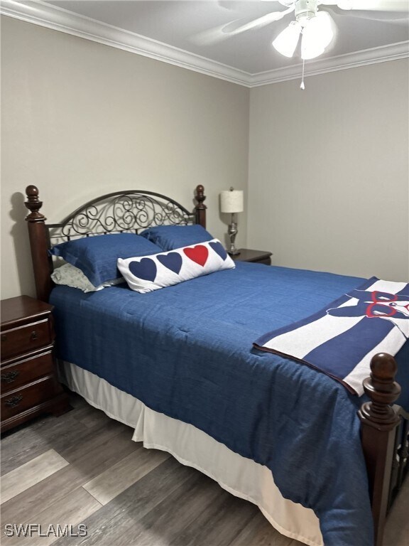 property at 10381 McArthur Palms Ln