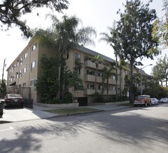 The Amalfi in West Hollywood, CA - Foto de edificio - Building Photo