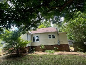 401 Banks St in Graham, NC - Building Photo - Building Photo