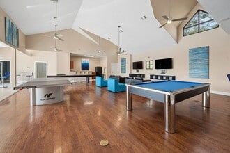 The Crossing at Santa Fe in Gainesville, FL - Building Photo - Building Photo