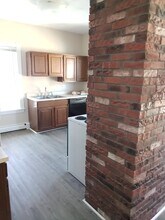 23 Ogden St, Unit #2 in Providence, RI - Building Photo - Building Photo