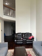 305 Glenn Rose Blvd in King of Prussia, PA - Building Photo - Building Photo