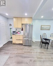 1192 Oxford St in Oshawa, ON - Building Photo - Building Photo