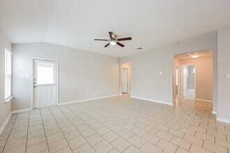 12049 Pearl Jubilee in San Antonio, TX - Building Photo - Building Photo