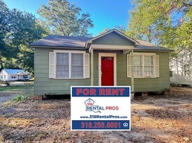 1203 Farmerville Hwy in Ruston, LA - Building Photo