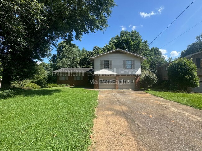 6778 Vic-Ar Rd in Atlanta, GA - Building Photo - Building Photo
