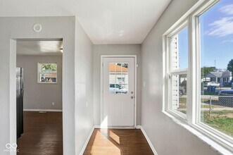 1414 Ingomar St in Indianapolis, IN - Building Photo - Building Photo