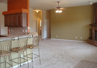 18204 Willow Oak Ln in Edmond, OK - Building Photo - Building Photo