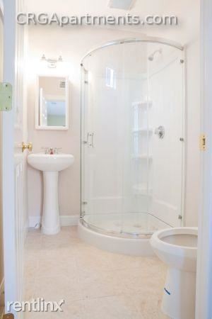 418 High St-Unit -# 2 in Medford, MA - Foto de edificio - Building Photo