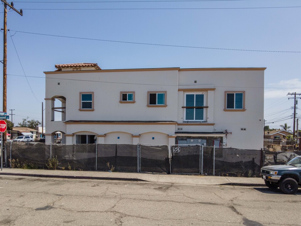 600 Cooper Rd in Oxnard, CA - Building Photo