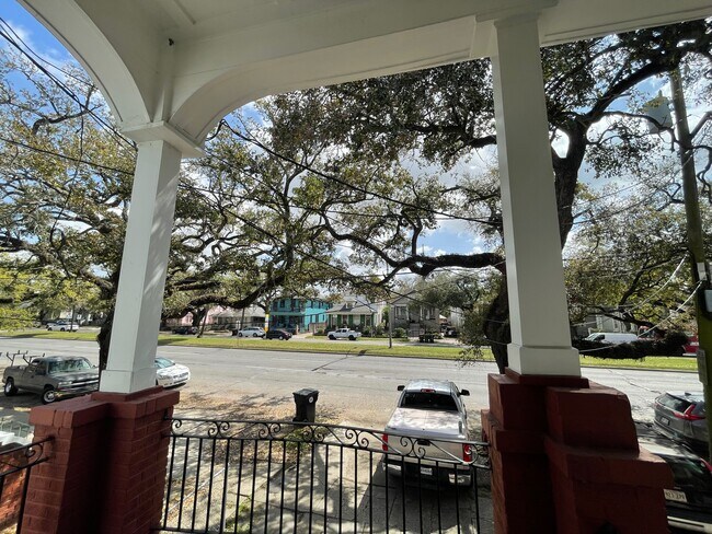 4315 S Carrollton Ave in New Orleans, LA - Building Photo - Building Photo