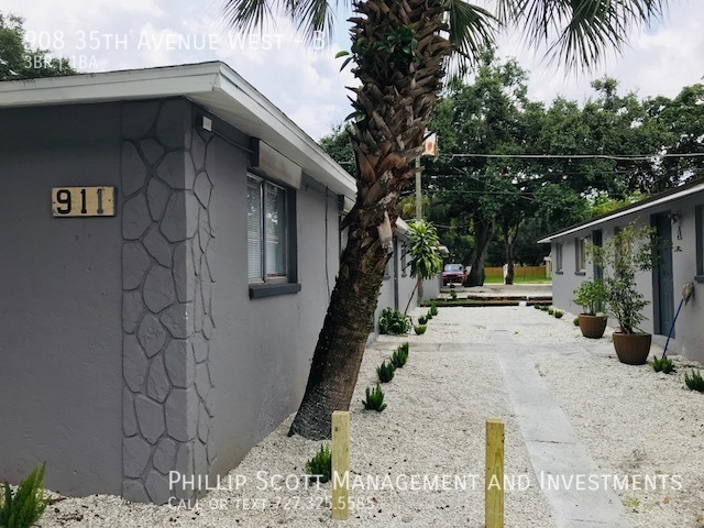 908 35th Ave W-Unit -B in Bradenton, FL - Building Photo
