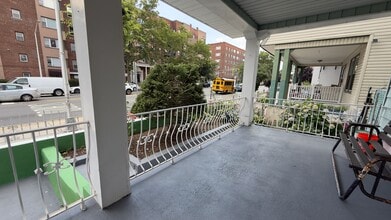 2521 John F Kennedy Blvd, Unit 1 in Jersey City, NJ - Building Photo - Building Photo