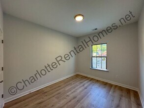 505 W Norment Ave in Gastonia, NC - Building Photo - Building Photo