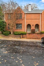 201 Westchase Dr in Nashville, TN - Building Photo - Building Photo
