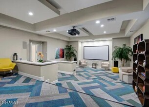 1033 N Parkside Dr in Tempe, AZ - Building Photo - Building Photo