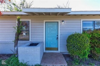 2326 N Mockingbird Ln in Abilene, TX - Building Photo - Building Photo