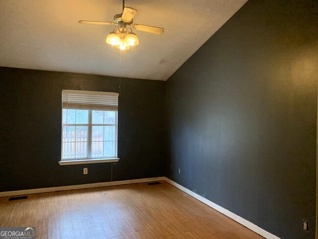 1042 Kennesborough Rd NW in Kennesaw, GA - Building Photo - Building Photo
