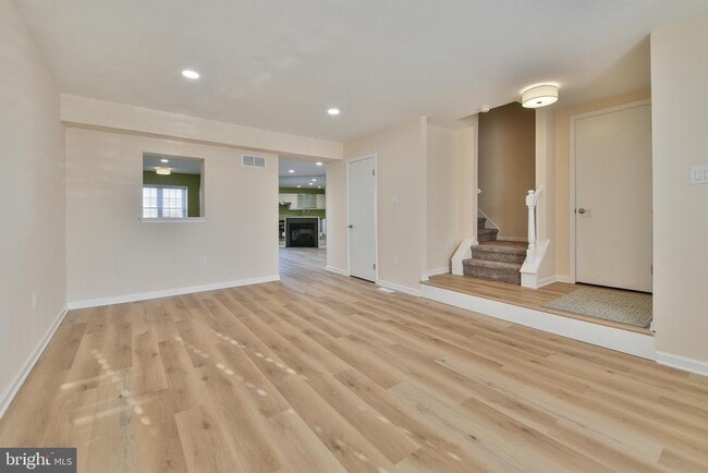 property at 702 Spice Bush