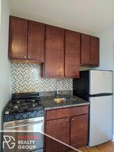 4542 N Damen Ave, Unit 315 in Chicago, IL - Foto de edificio - Building Photo