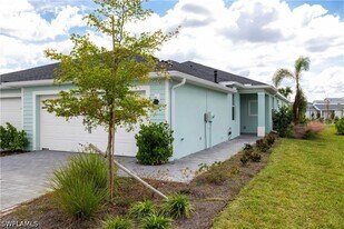 17849 Woodland Ct in Punta Gorda, FL - Building Photo