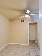 1315 N US Highway 1, Unit B in Fort Pierce, FL - Building Photo - Building Photo