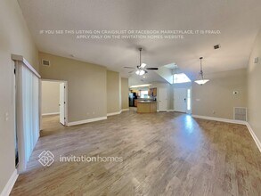 4460 Treasure Cay Rd in Tavares, FL - Building Photo - Building Photo