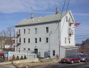 9 William St in Fall River, MA - Building Photo - Building Photo