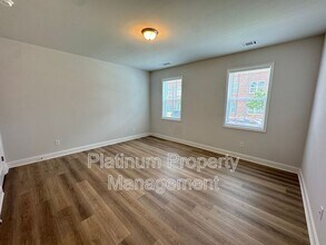 1592 Laurel Blossom Walk in Lawrenceville, GA - Building Photo - Building Photo