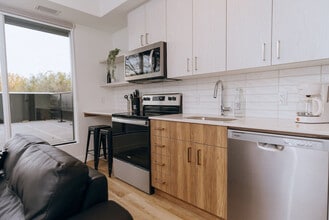 456 Gertrude Ave in Winnipeg, MB - Building Photo - Building Photo