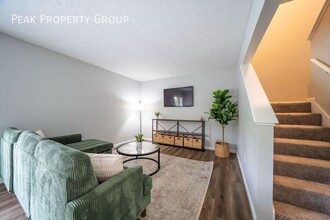 3108 Griggsview Ct in Columbus, OH - Foto de edificio - Building Photo