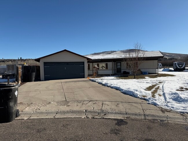 property at 480 N 8th E