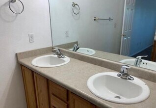 4145 Outlook Blvd in Pueblo, CO - Building Photo - Building Photo